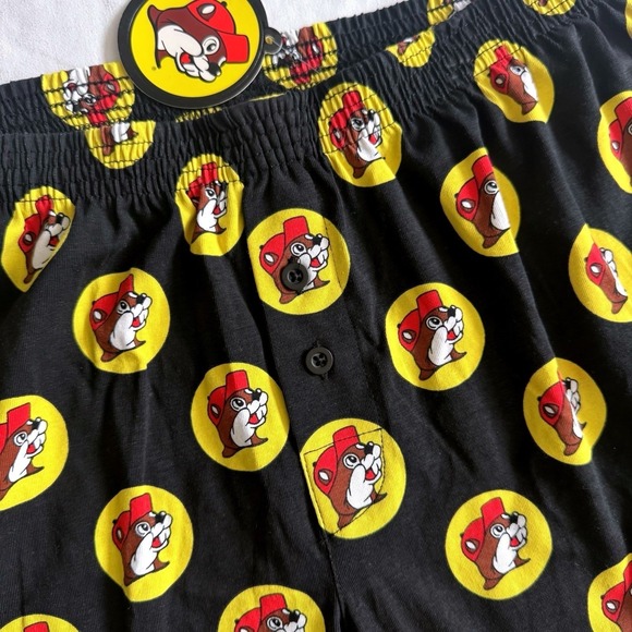 Buc-ee's Boxers Black Yellow All Over Print Shorts Size Large NWT Sticker - Picture 2 of 5